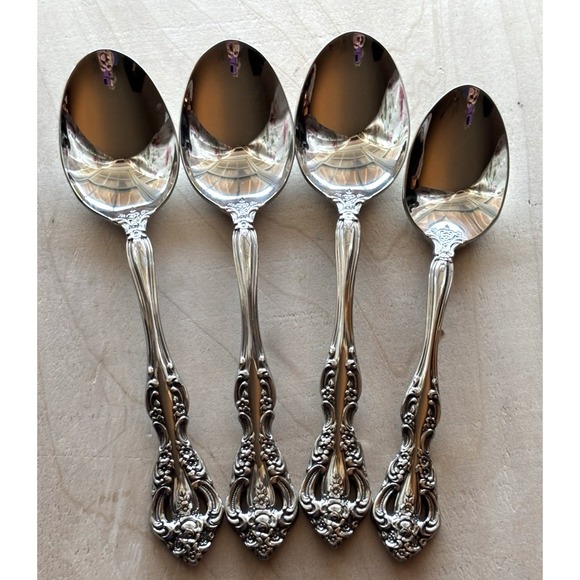 Oneida Other - Oneida Michelangelo Stainless Flatware Cube LOT of 4 Spoons 3 Soup 1 Teaspoon